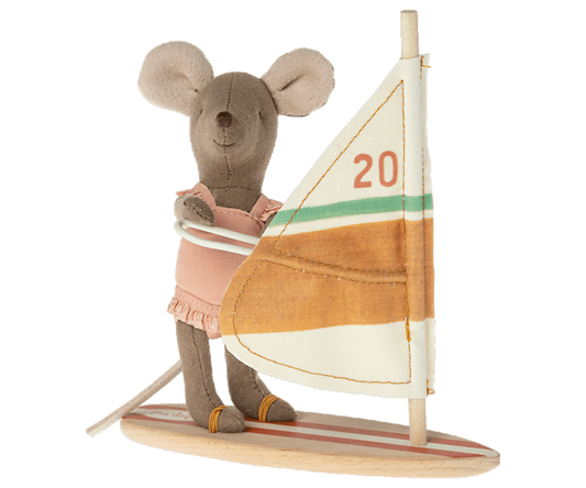 Beach Mouse, Surfer Little Sister